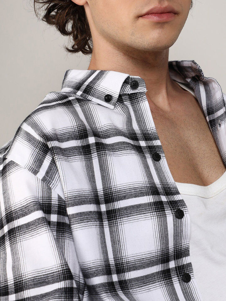 Campus Sutra White Classic Tartan Checked Cotton Casual Shirt