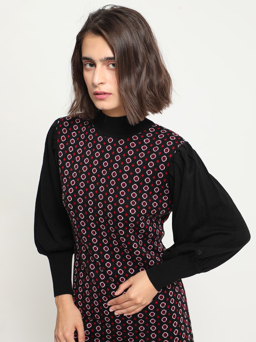 RAREISM Geometric Self Design Acrylic Longline Pullover