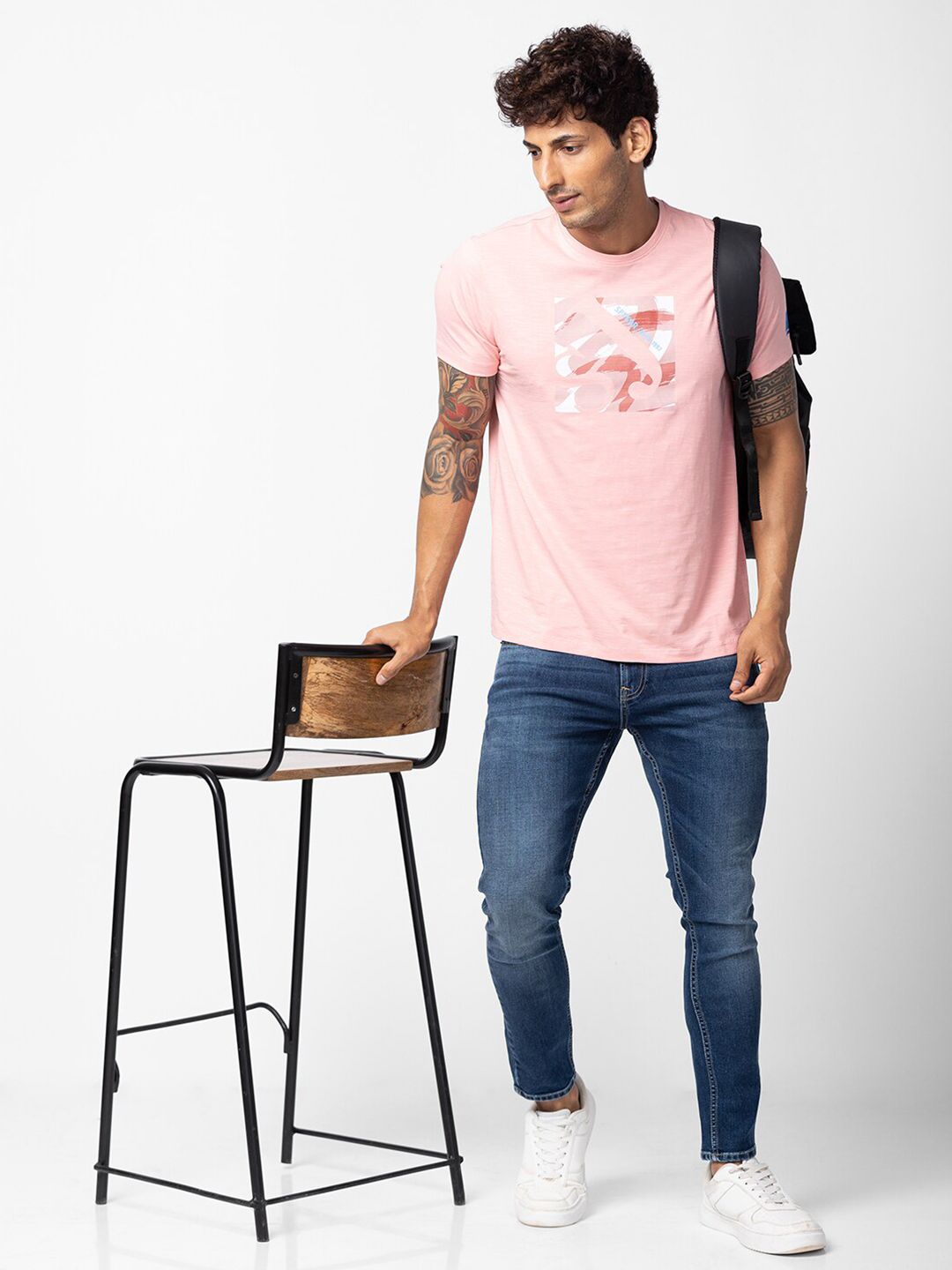 SPYKAR Men Printed Slim Fit Cotton T-shirt