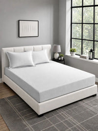 Moda Rapido X KLOTTHE White Striped 300 TC Bedsheet with 2 Pillow Covers