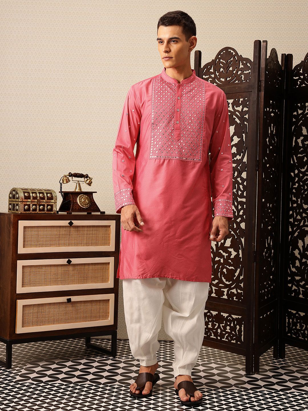 House of Pataudi Embroidered Mandarin Collar Mirror Work Jashn Kurta with Salwar