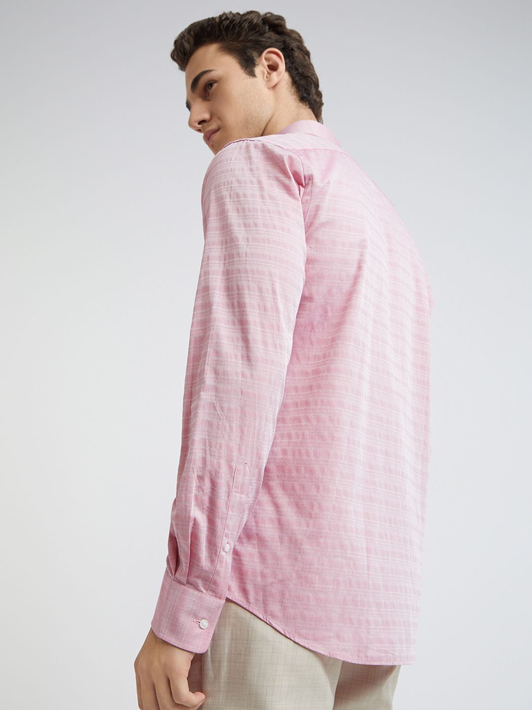 Park Avenue Pure Cotton Slim Fit Self Design Textured Formal Shirt