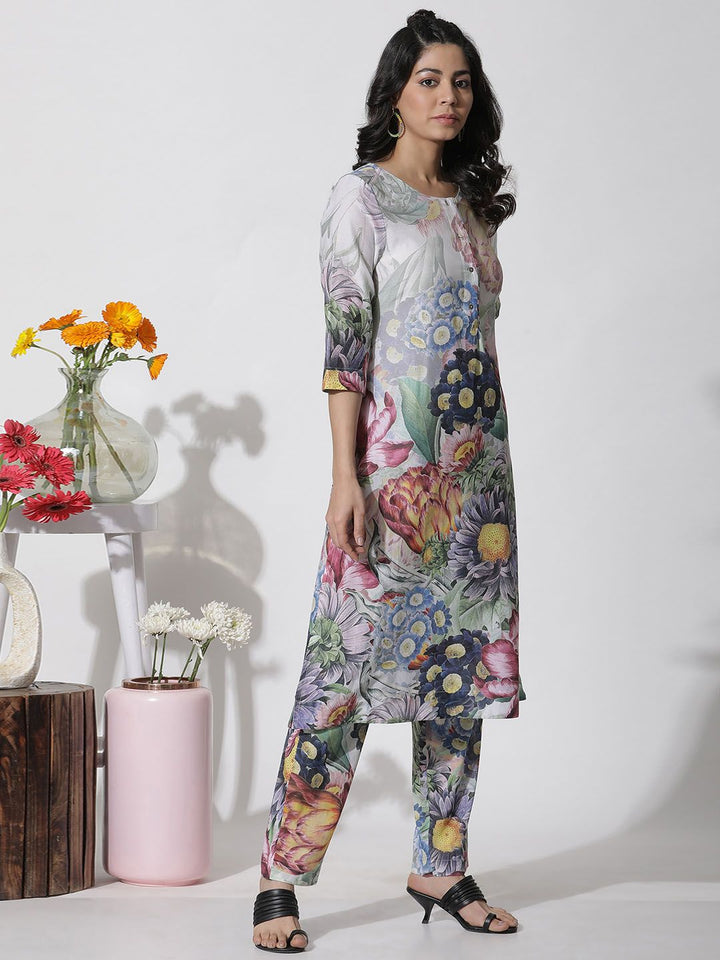 W Floral Printed Regular Pure Cotton Kurta With Trousers