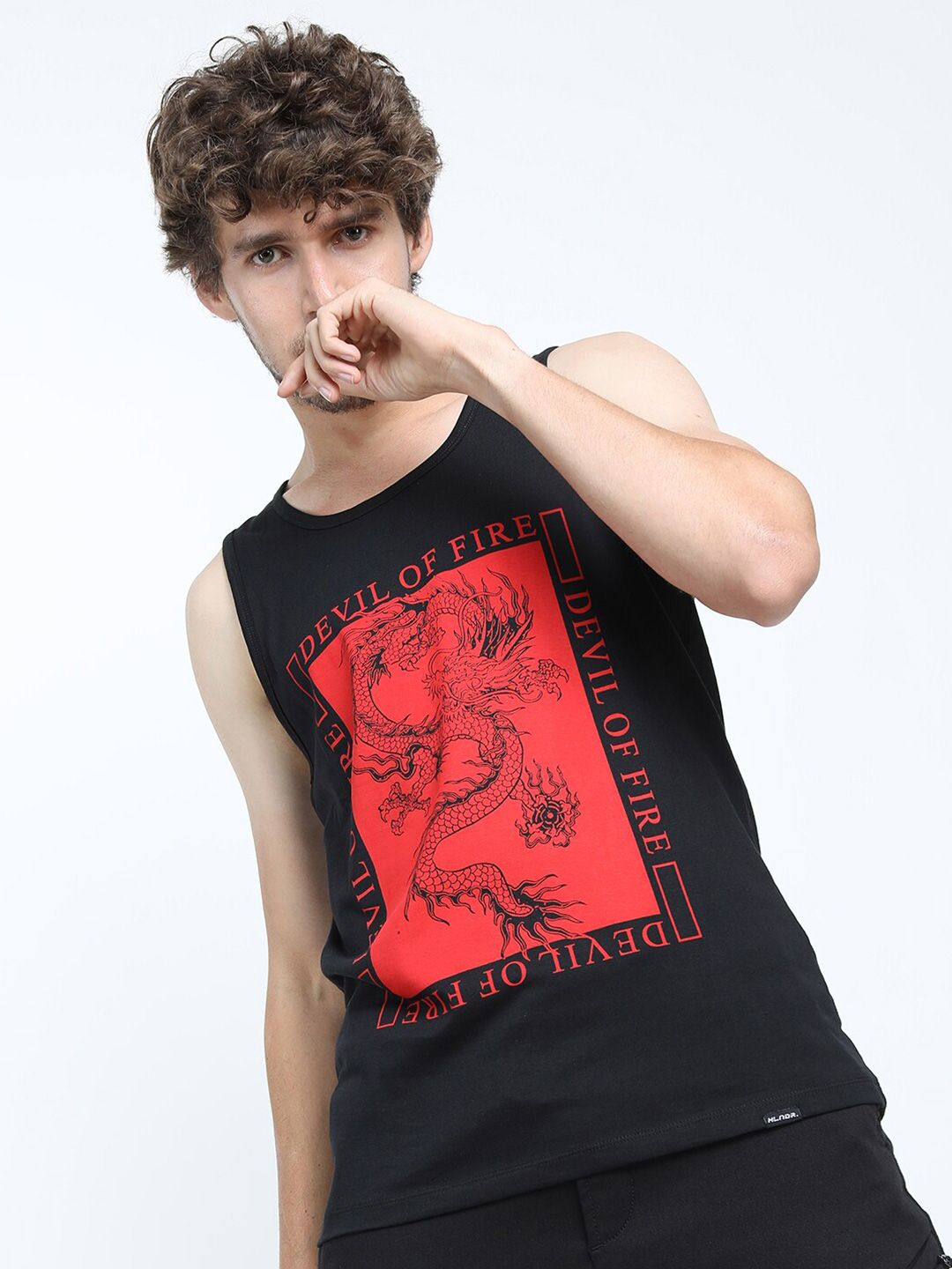 HIGHLANDER Men Black Printed Slim Fit Cotton T-shirt