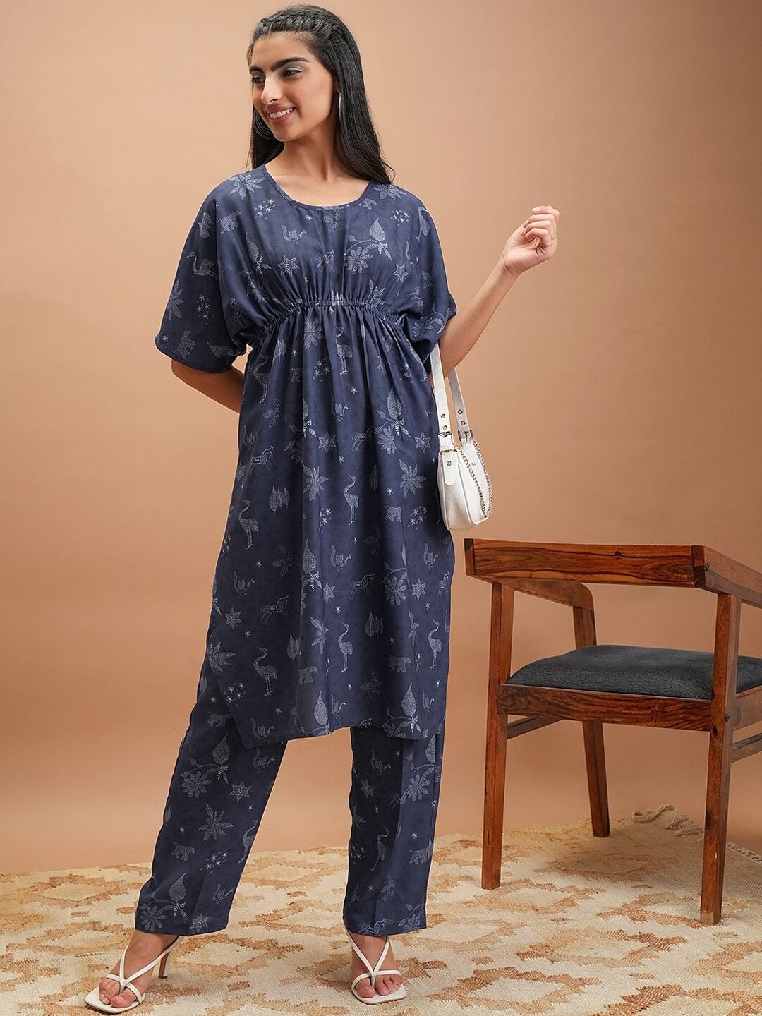 Vishudh Printed Round Neck Short Sleeves Tunic with Trousers