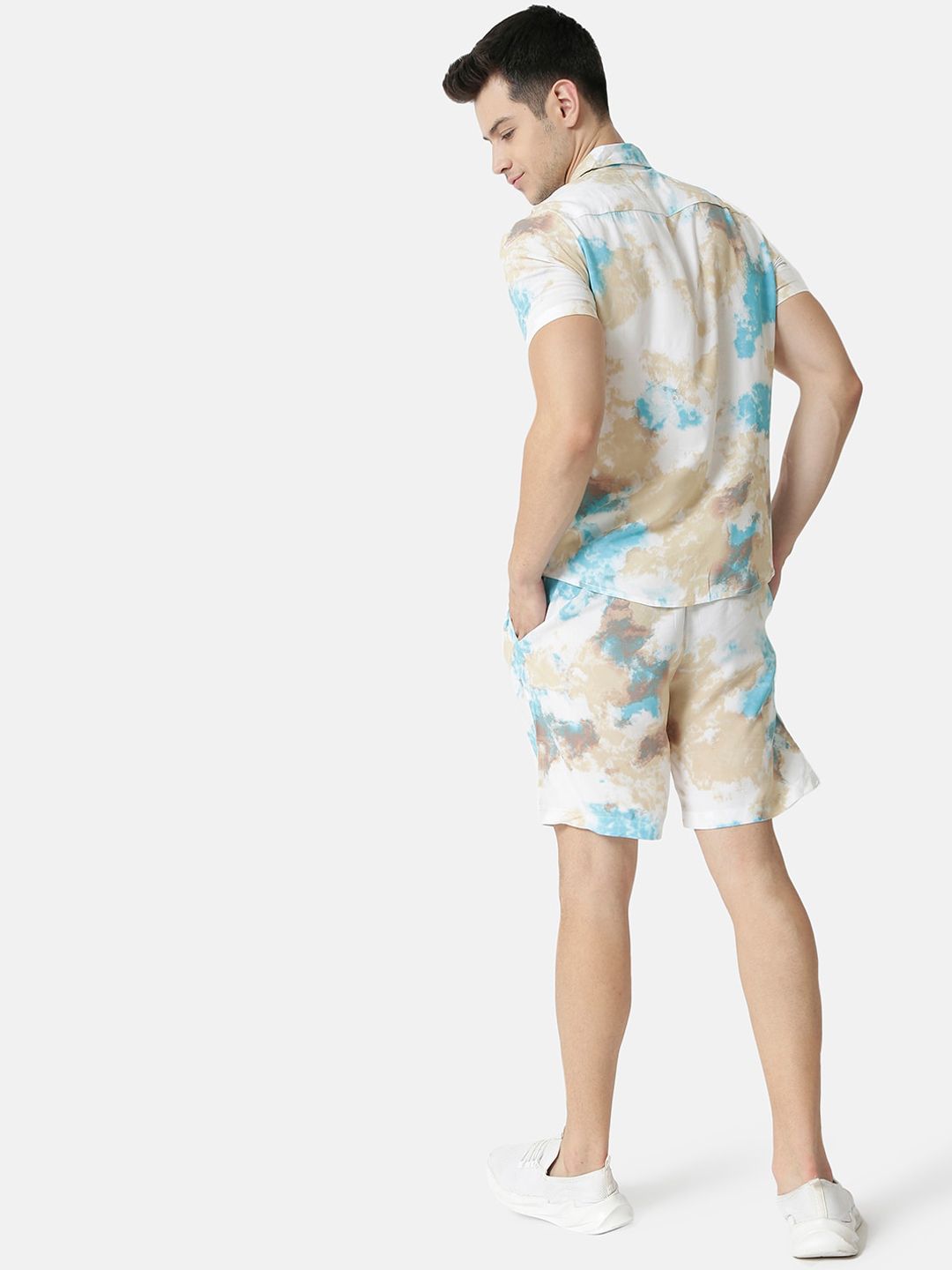 Campus Sutra Men White & Blue Tie & Dyed Co-ords