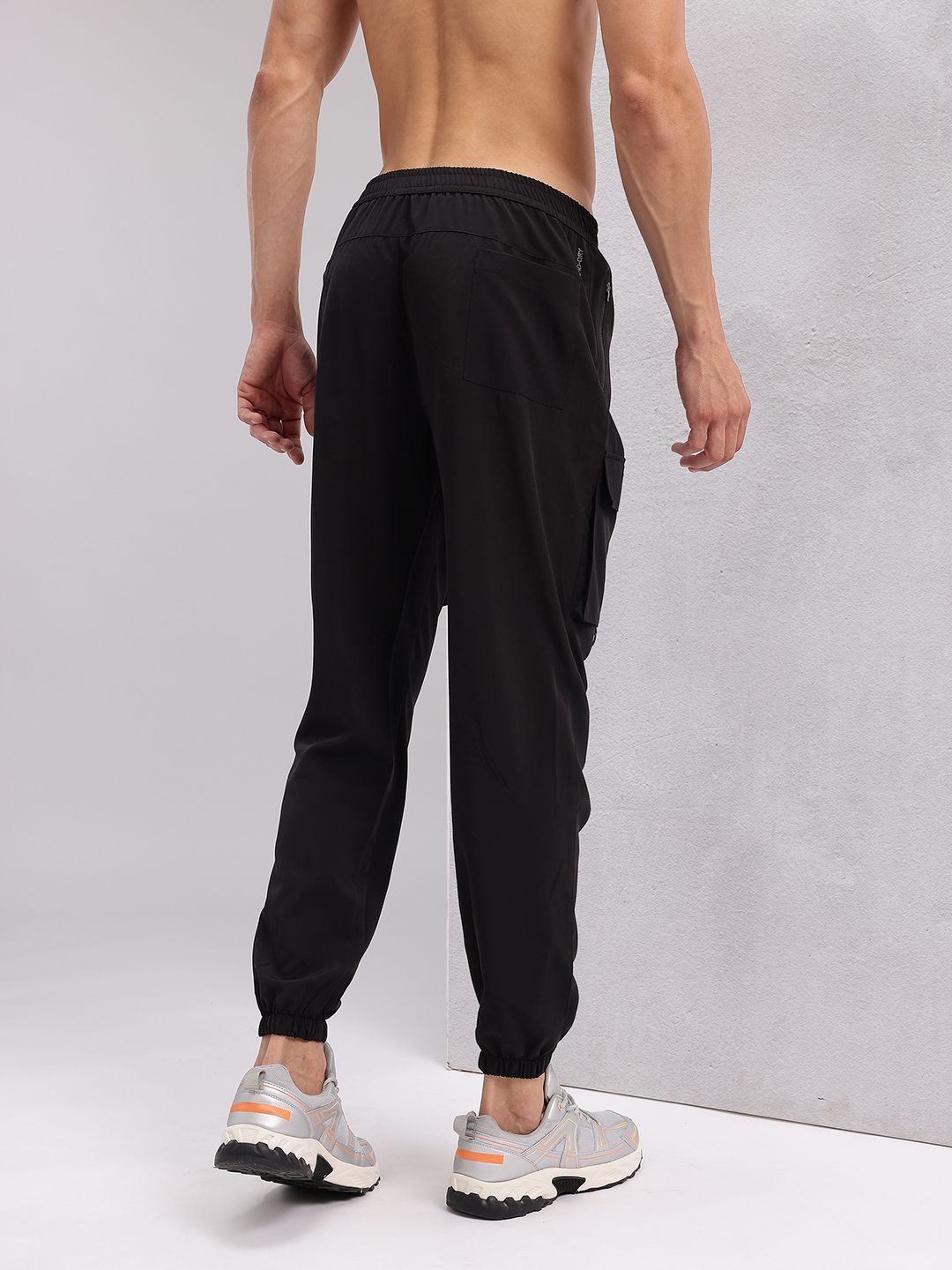 HRX by Hrithik Roshan Men Rapid-Dry Cargo-Style Training Joggers