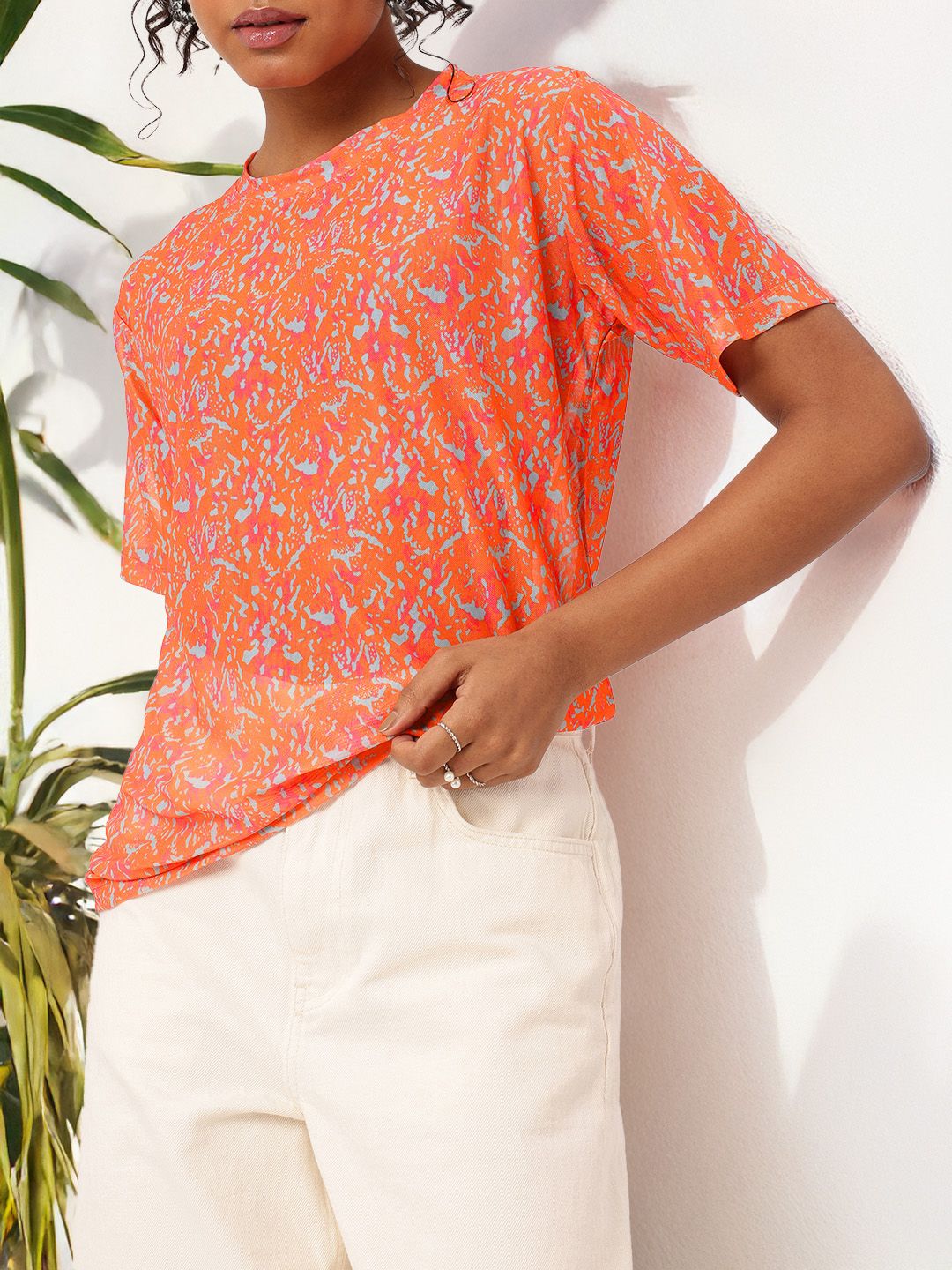 DressBerry Sweet & Spicy Printed Semi Sheer Soft Net Longline Top