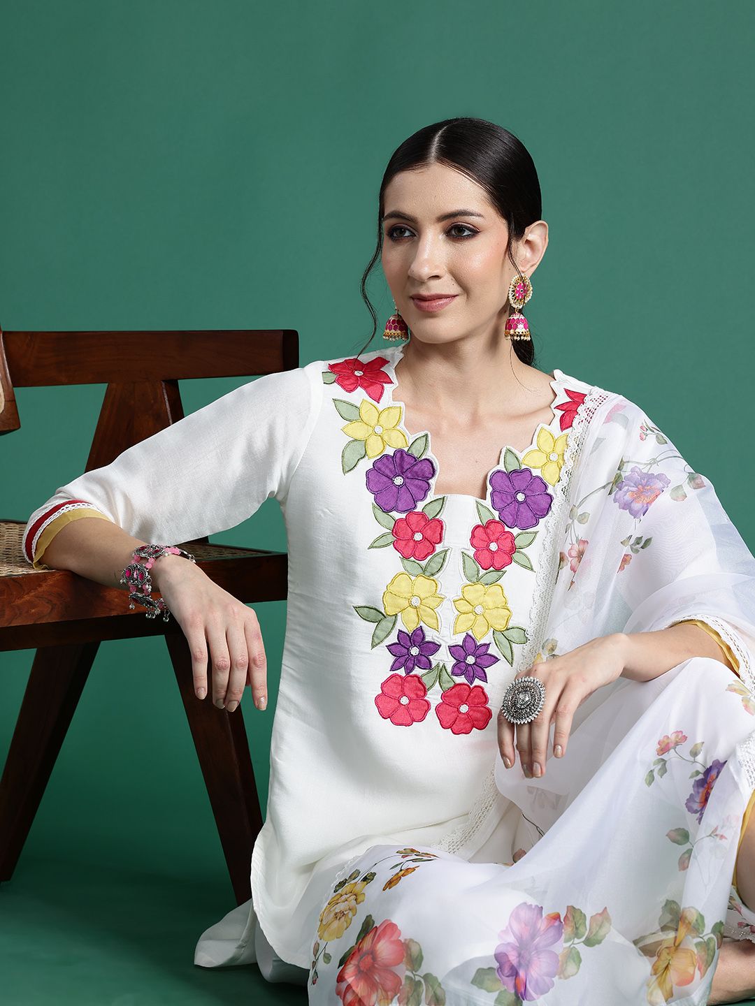 Indo Era Women Floral Embroidered Regular Patchwork Kurta with Trousers & With Dupatta