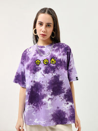 Wanita bewakoof mengikat dan pewarna t-shirt besar