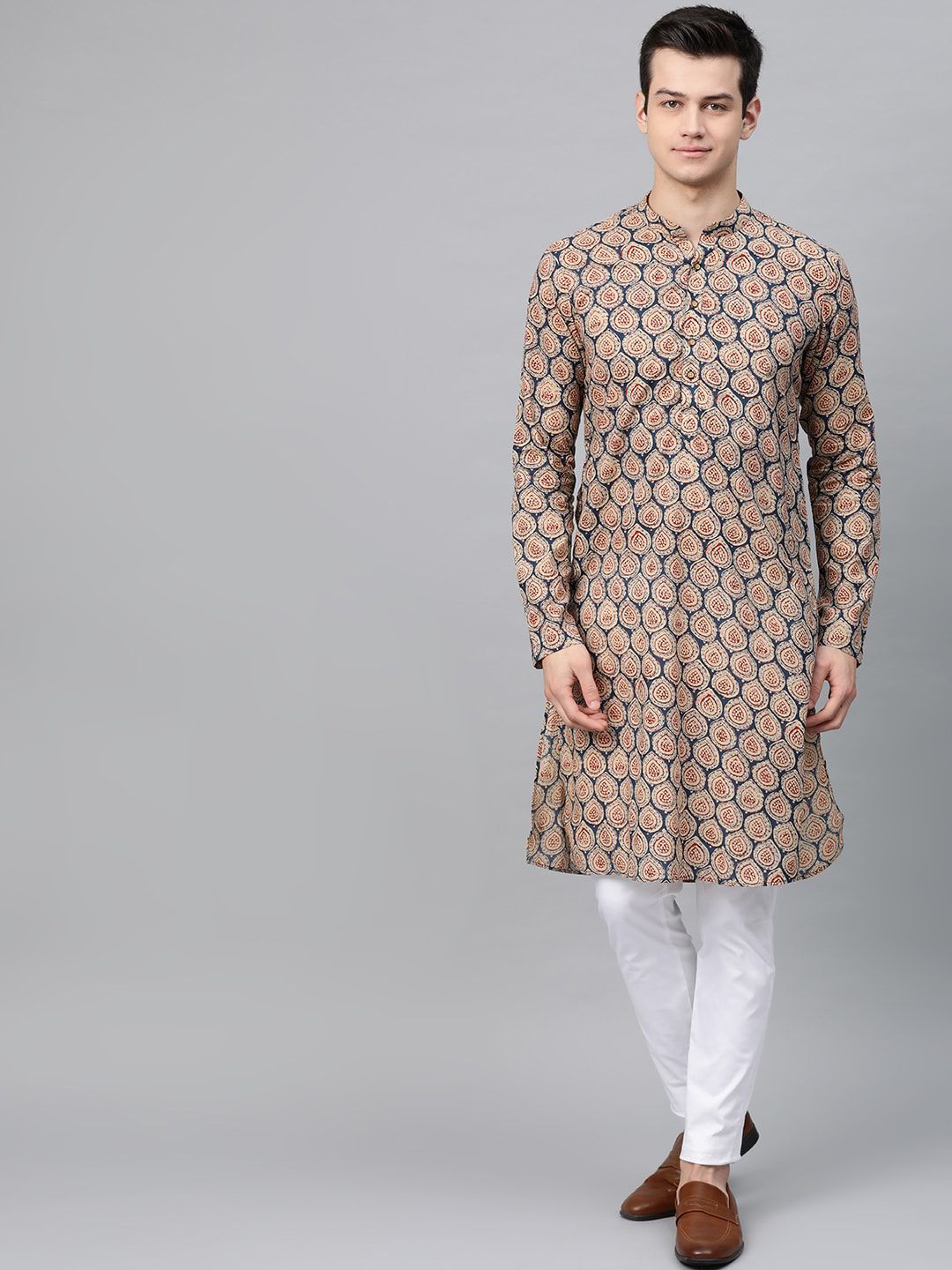 See Designs Men Beige & Blue Printed Kurta with Churidar