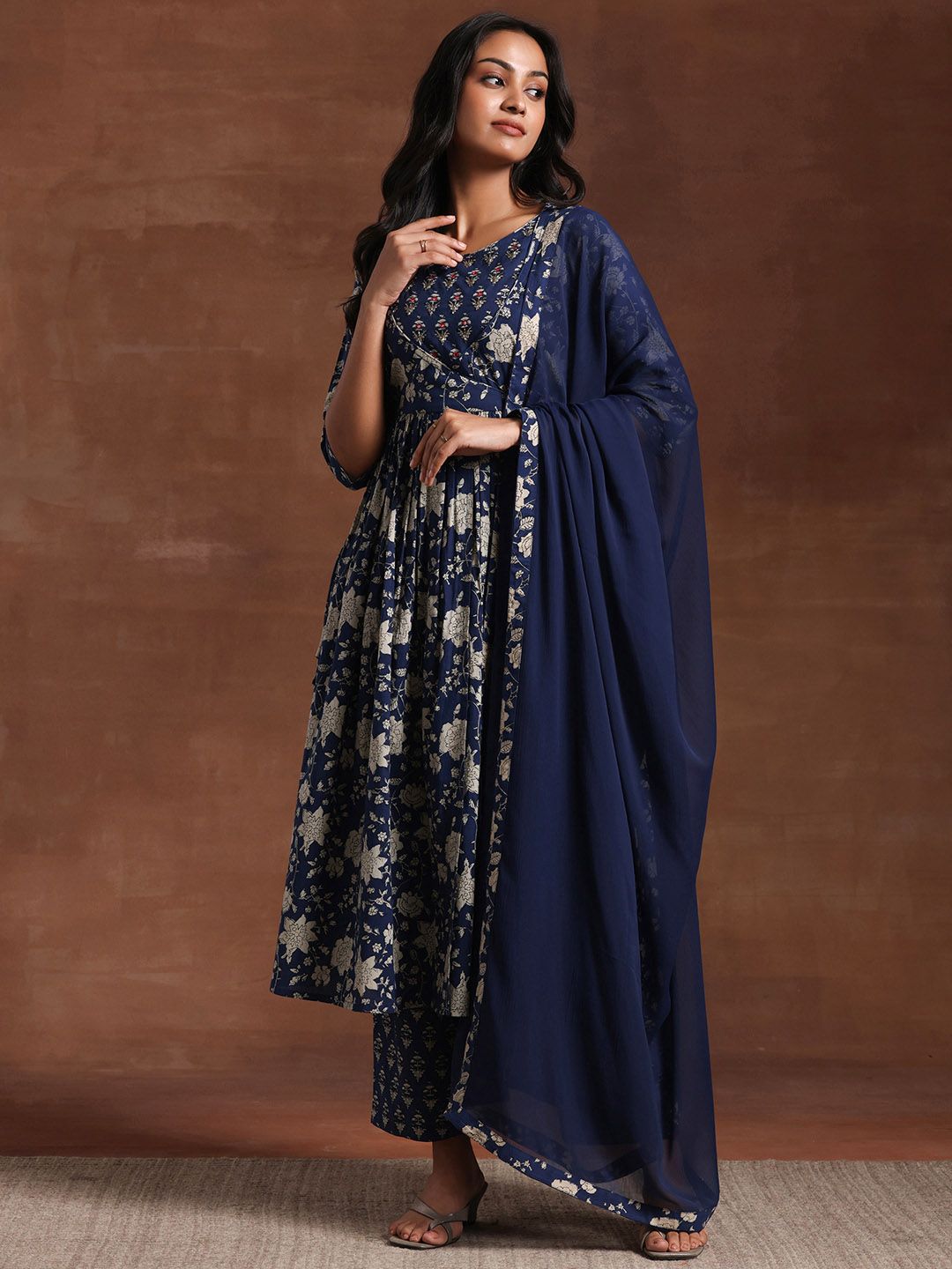 Libas Floral Printed Pleated Round Neck Three-Quarter Sleeves Pure Cotton Kurta Set