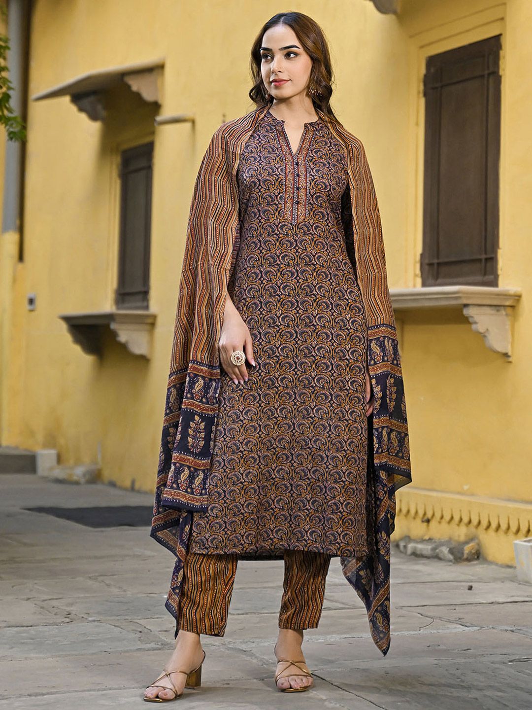 KALINI Ethnic Motifs Printed Straight Kurta With Trousers & Dupatta