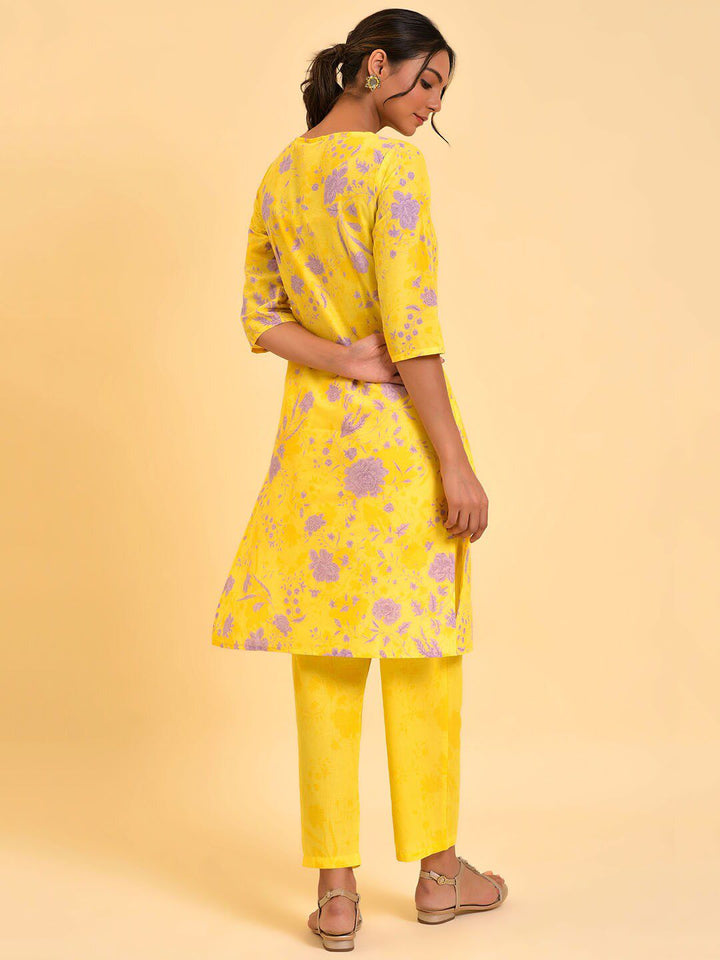 W Yellow & Purple Floral Printed Pure Cotton Kurta With Trousers
