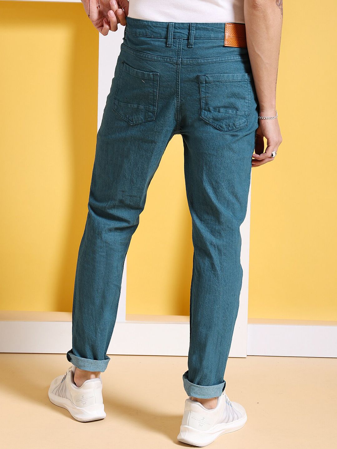 The Indian Garage Co Men Clean Look Slim Fit Stretchable Jeans
