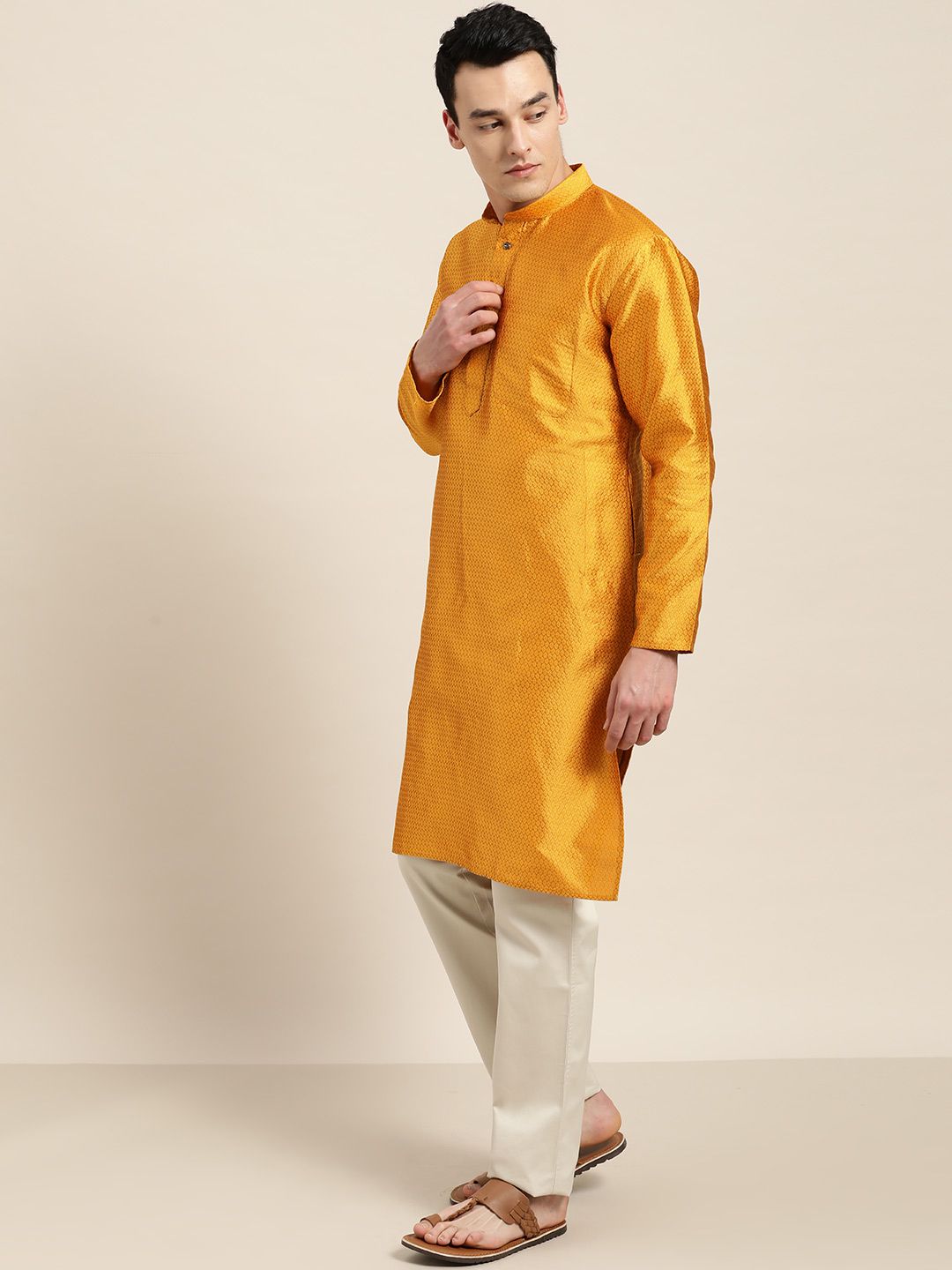 SOJANYA Men Mustard Yellow Woven Design Straight Kurta