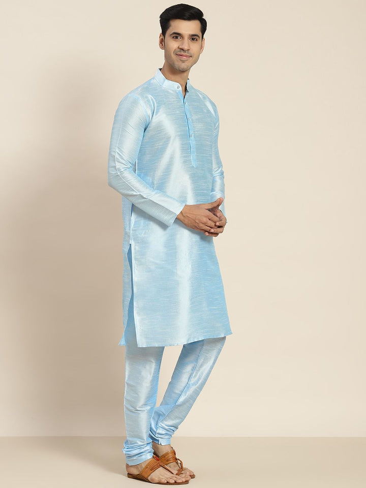 SOJANYA Kurta Sulam Biru Lelaki dengan Churidar dengan Jaket Nehru