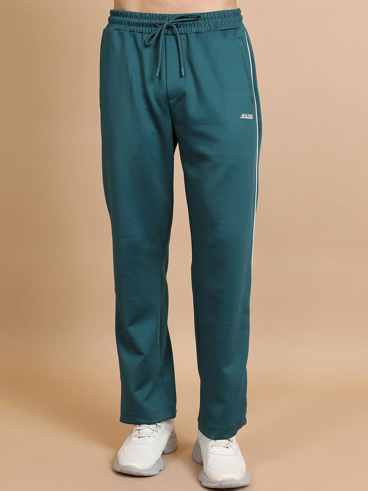 HIGHLANDER Relaxed Fit Drop Shoulder Sleeves Sweatshirt & Track Pants