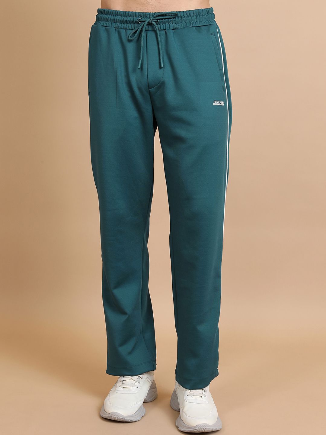 HIGHLANDER Relaxed Fit Drop Shoulder Sleeves Sweatshirt & Track Pants
