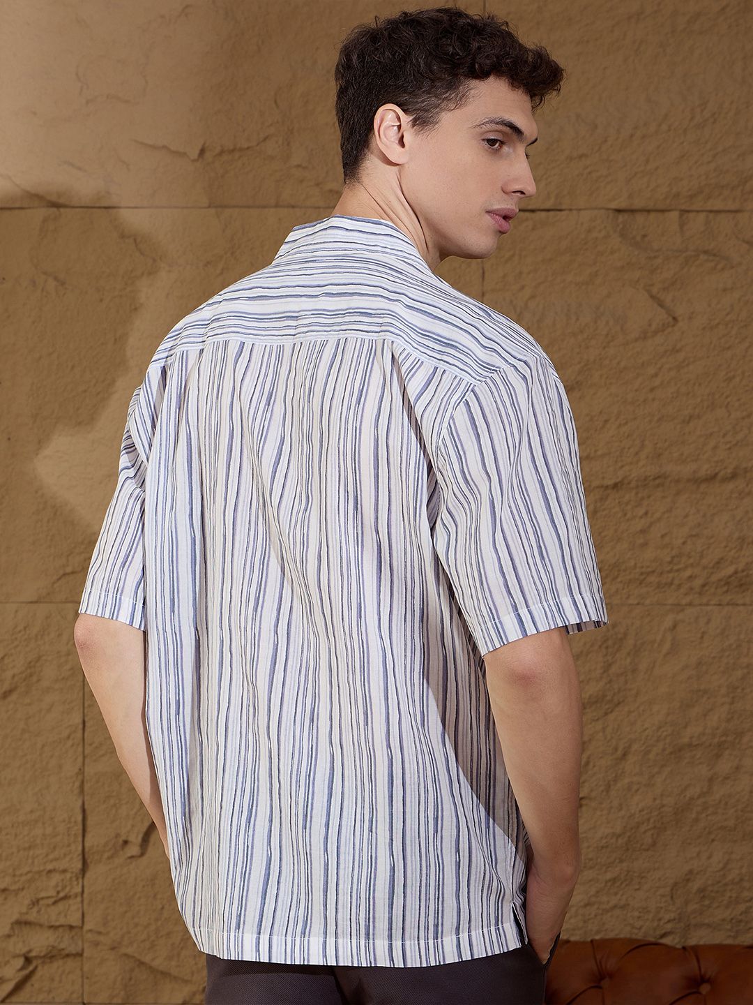 DENNISON Men Vertical Striped Oversized Casual Shirt