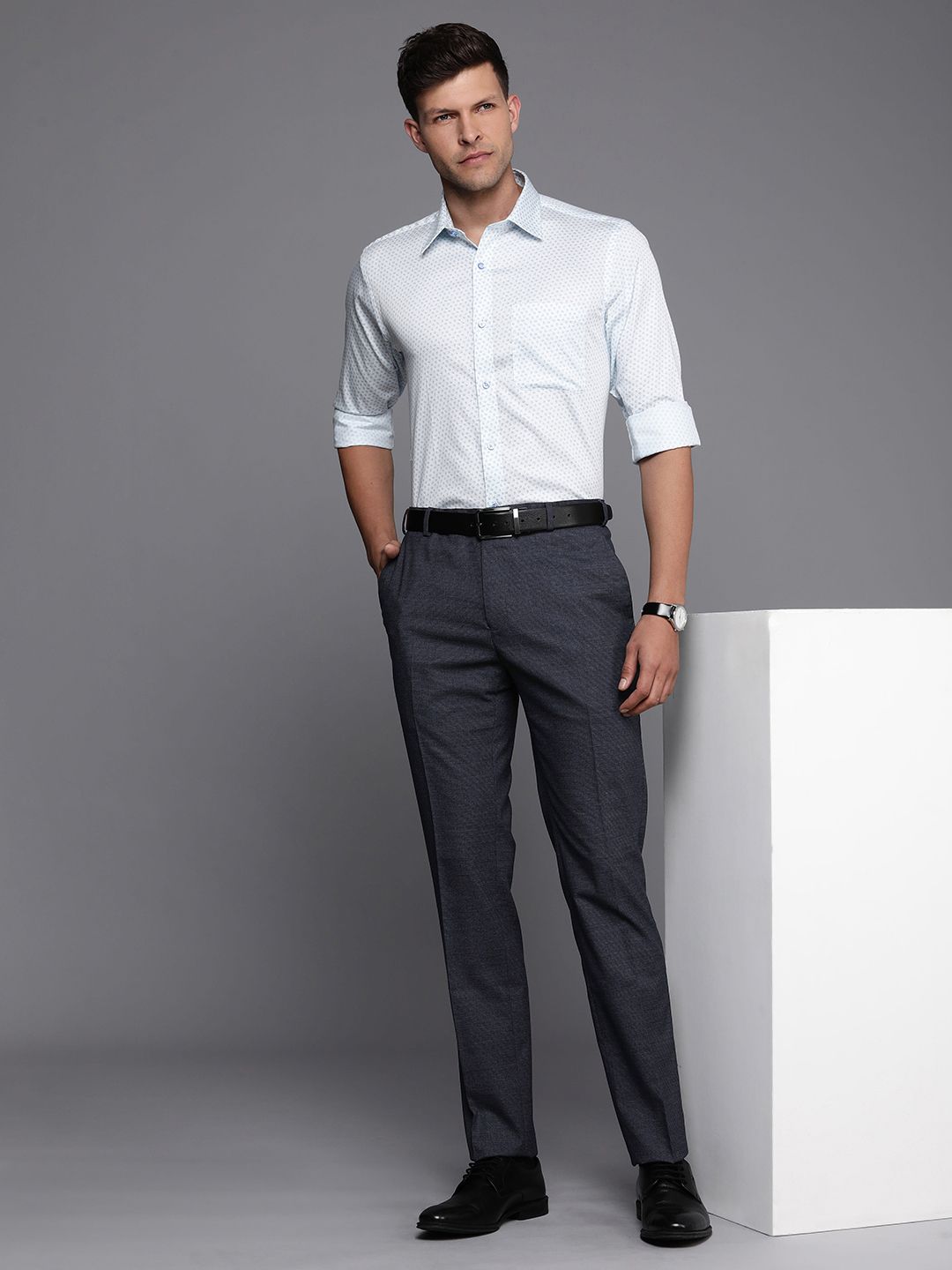 Raymond Men Mid Rise Self Design Textured Slim Fit Formal Trousers