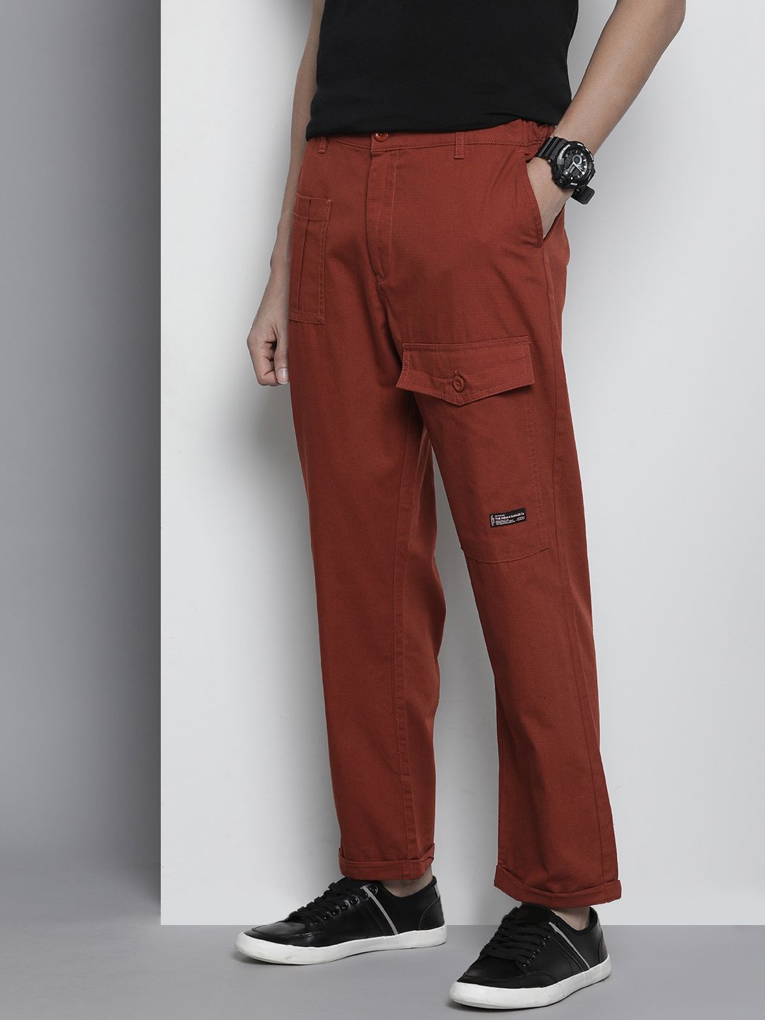 The Indian Garage Co Men Relaxed Fit Pure Cotton Chinos Trousers