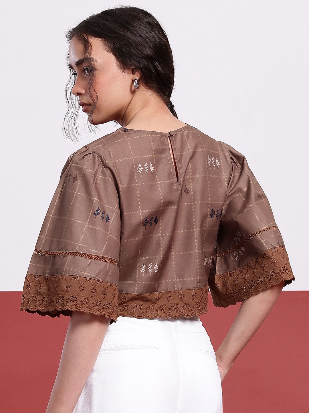 DressBerry Printed Schiffli Crop Top