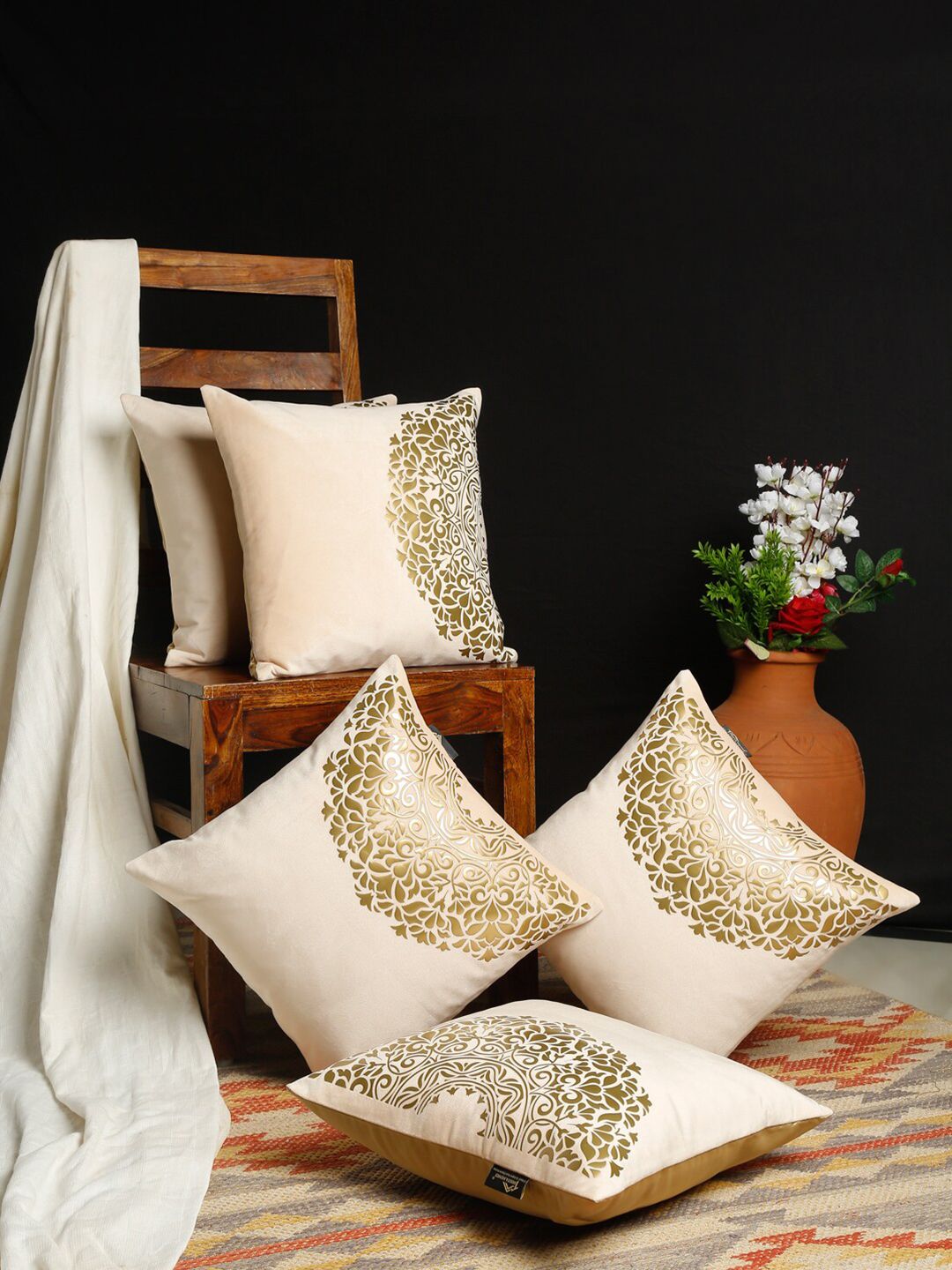 HOSTA HOMES Cream-Coloured & Gold-Toned Set of 5 Geometric Velvet Square Cushion Covers