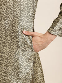 SOJANYA Men Beige Woven Design Jacquard Silk Straight Kurta