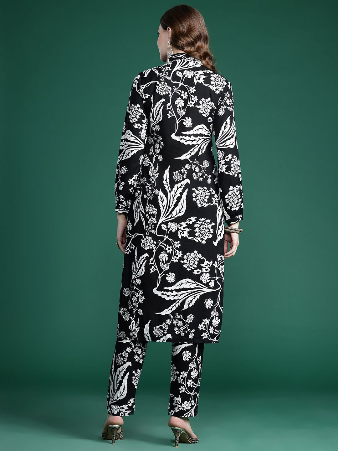 Indo Era Floral Printed Kurta with Trousers