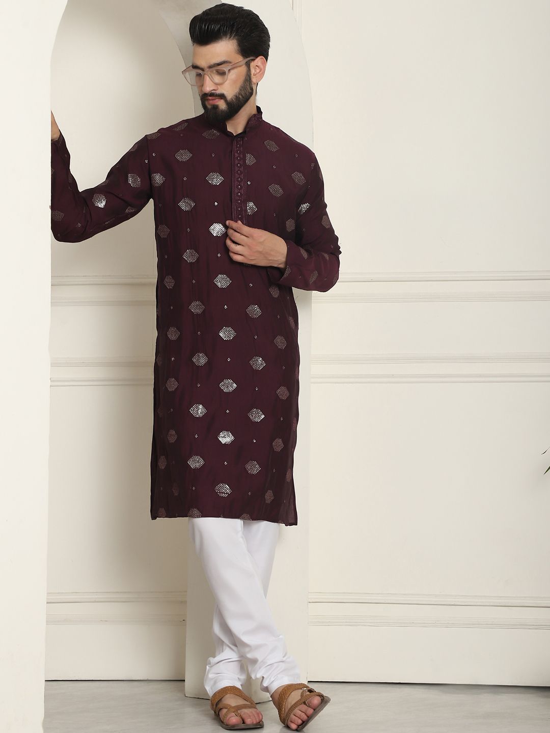 SOJANYA Geometric Embroidered Sequinned Cotton Silk Straight Kurta With Churidar