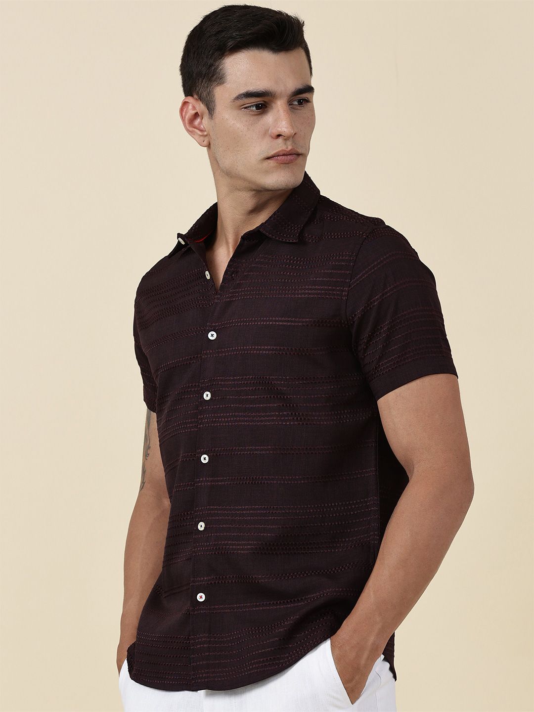Thomas Scott Men Classic Slim Fit Horizontal Stripes Opaque Printed Casual Shirt