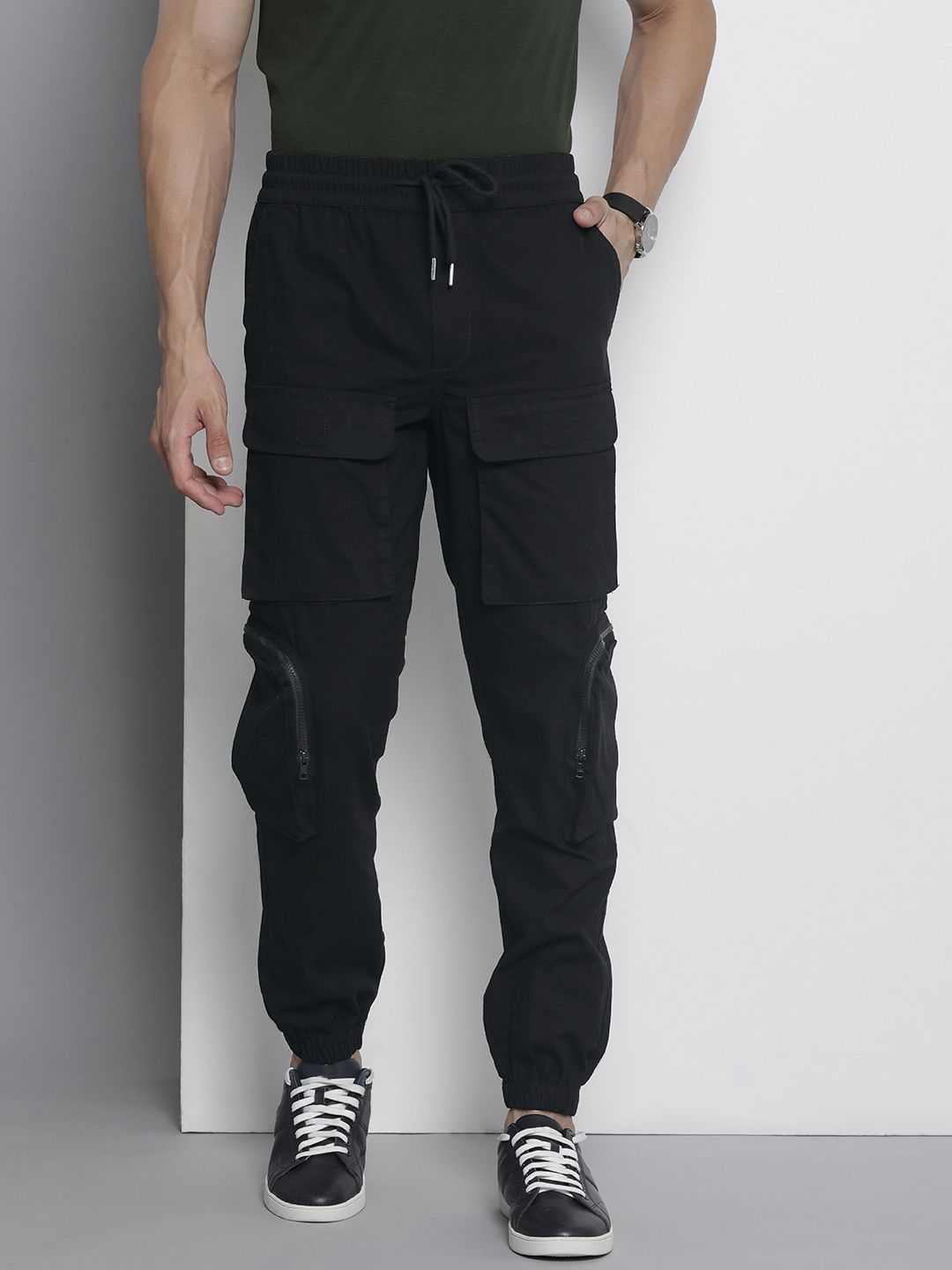 The Indian Garage Co Men Cotton Cargos Trousers