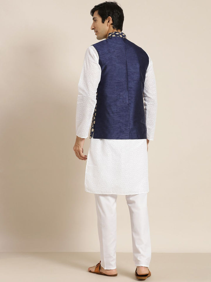 SOJANYA Men White Chikankari Pure Cotton Kurta with Churidar & Nehrujacket