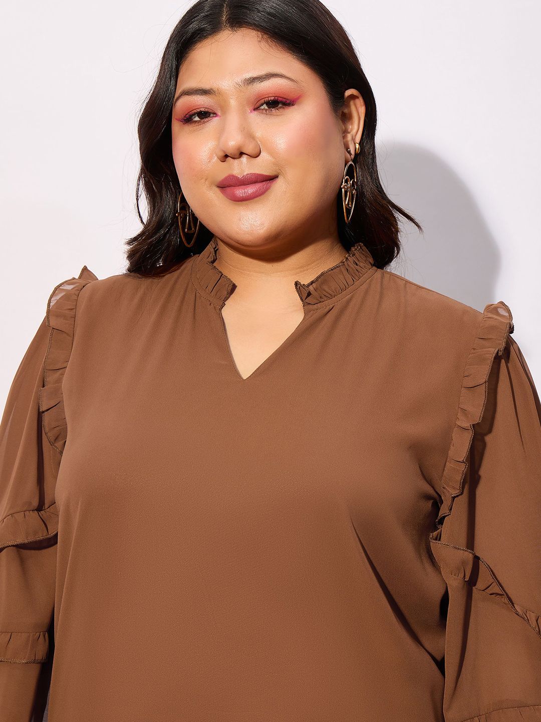 SASSAFRAS Curve Plus Size V-Neck Ruffles Georgette Top