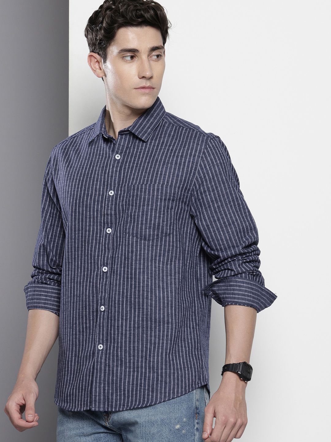 The Indian Garage Co Slim Fit Opaque Striped Casual Shirt