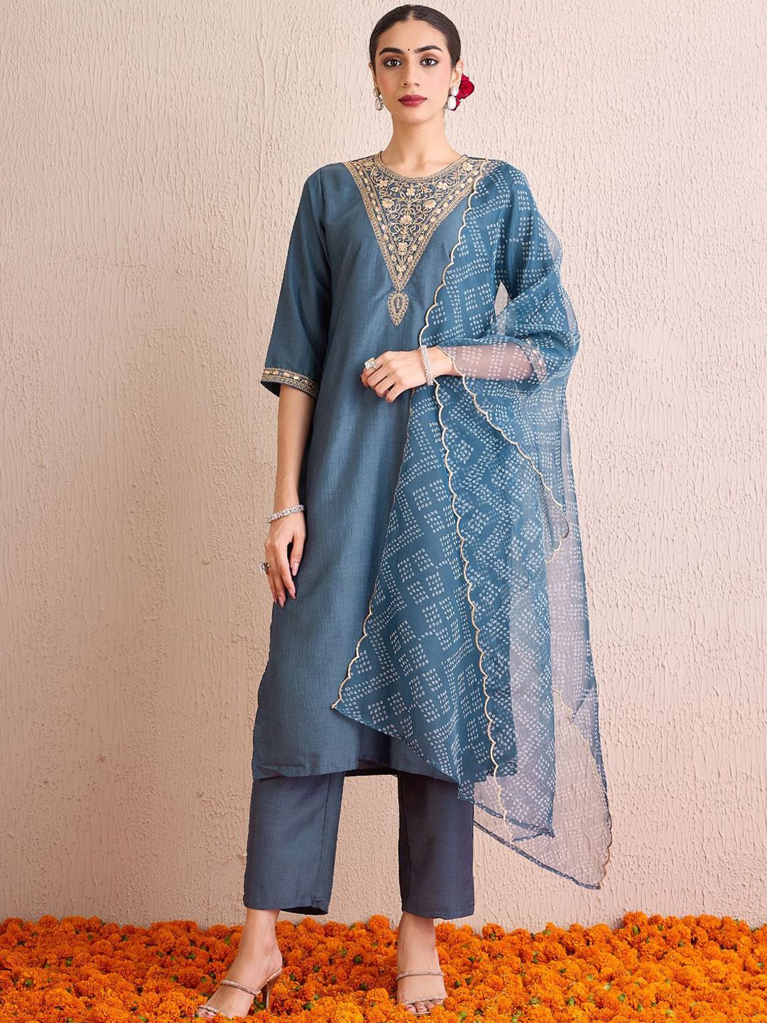 Indo Era Women Bandhani Embroidered Regular Gotta Patti Kurta with Trousers & With Dupatta
