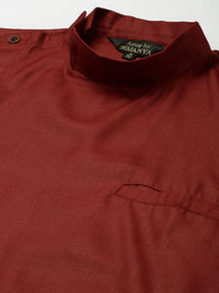 Anug by SOJANYA Men Maroon Solid Kurta