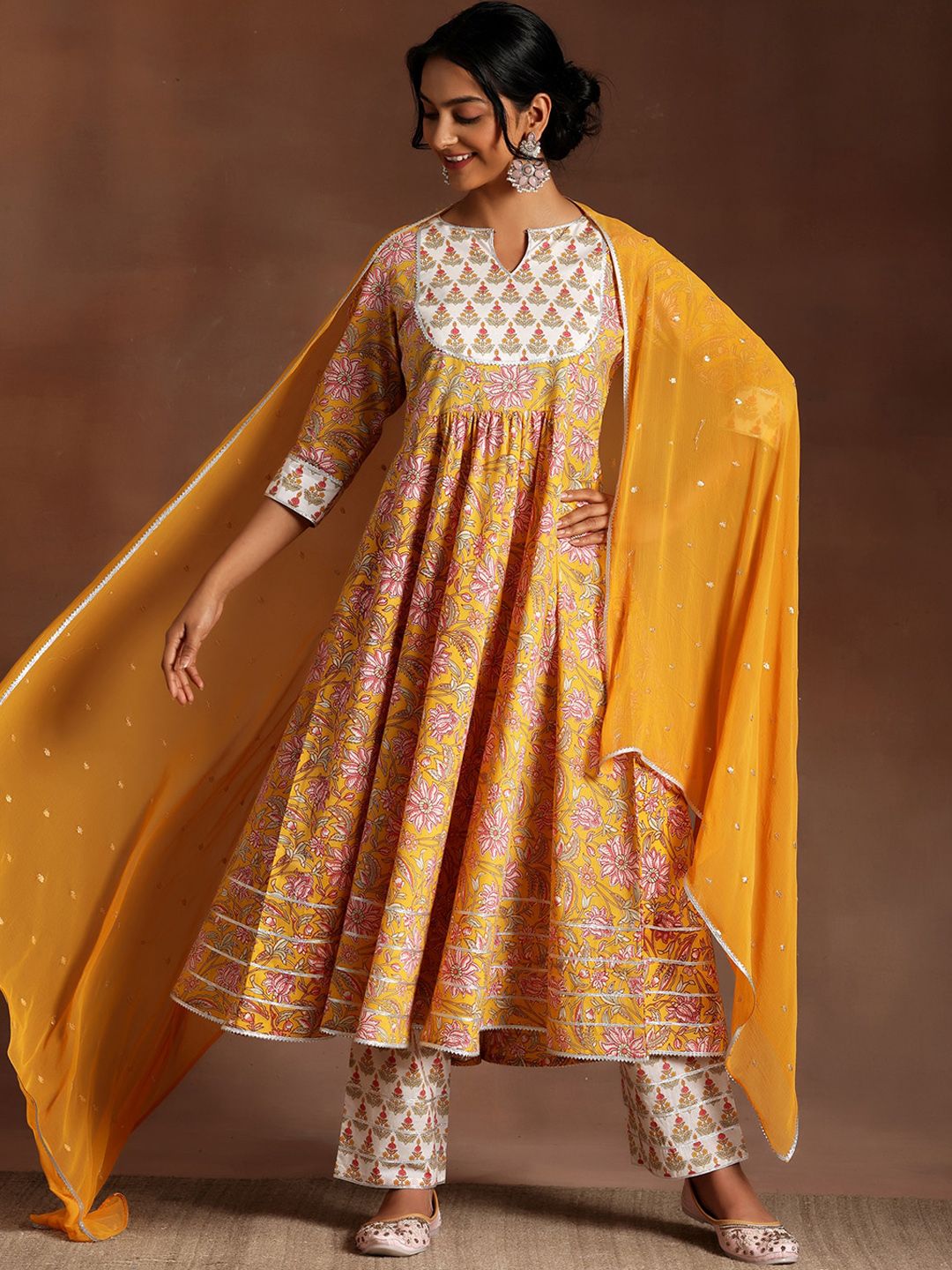 Libas Floral Printed Regular Gotta Patti Pure Cotton Kurta with Palazzo & Dupatta