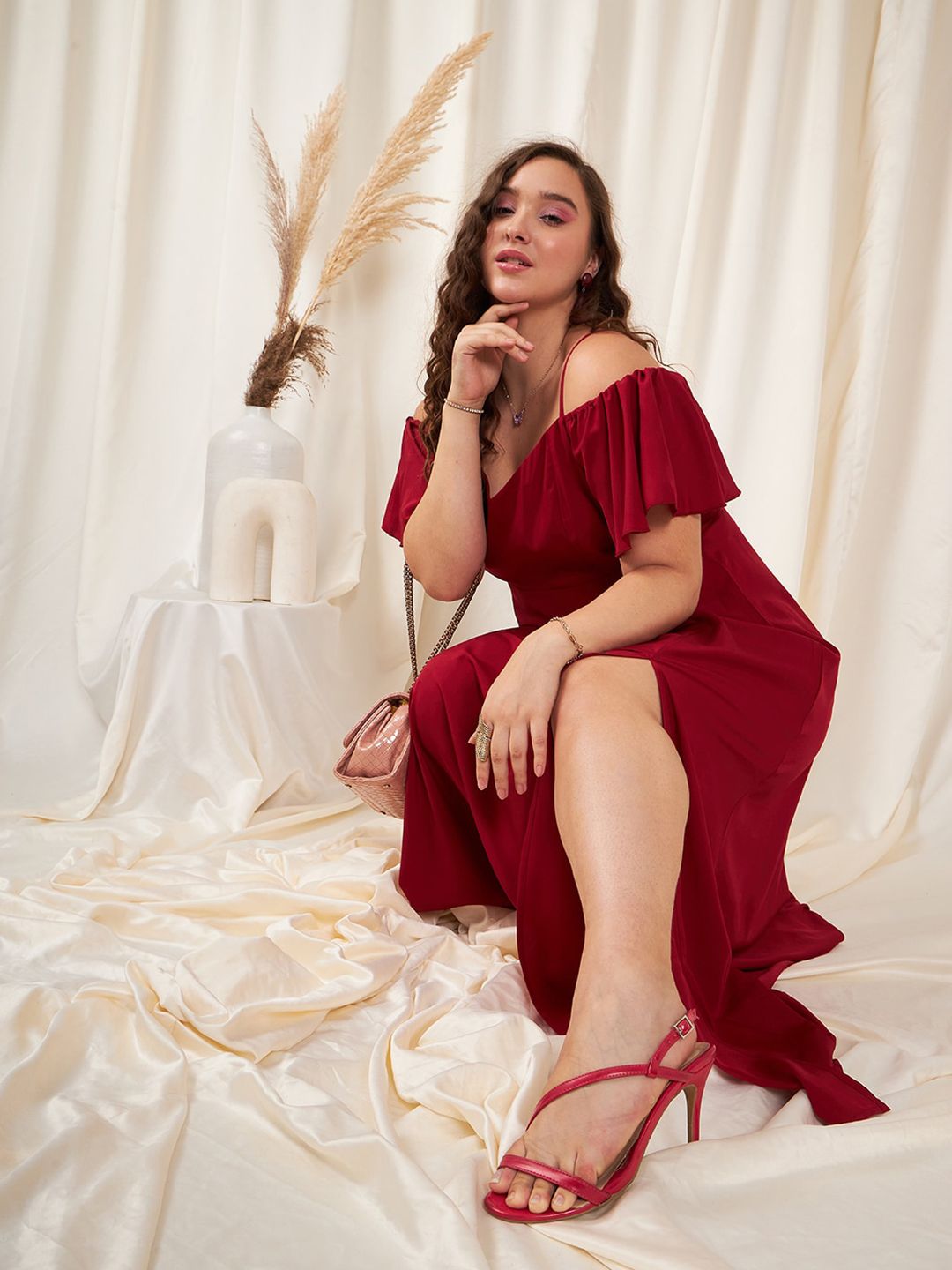 Berrylush Curve Red Plus Size Shoulder Straps Cold Shoulder Sleeves Maxi Dress