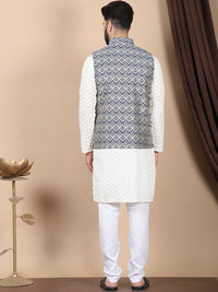 Kurta Kapas Tulen Bersulam Bunga Warna Krim Anouk dengan Jaket Churidar & Nehru