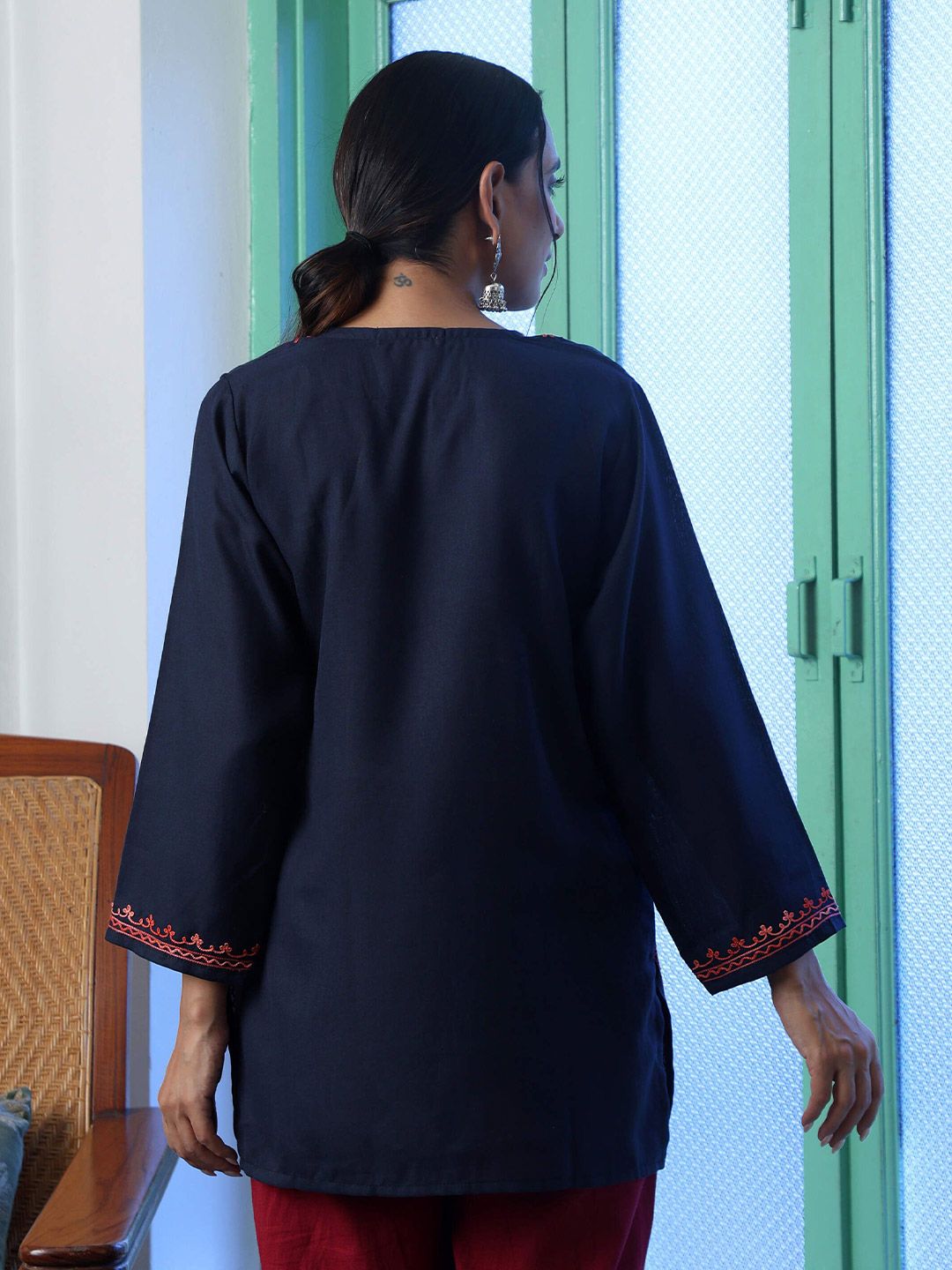 House of Chikankari Women Navy Blue Cotton Aari Embroidered Kurta