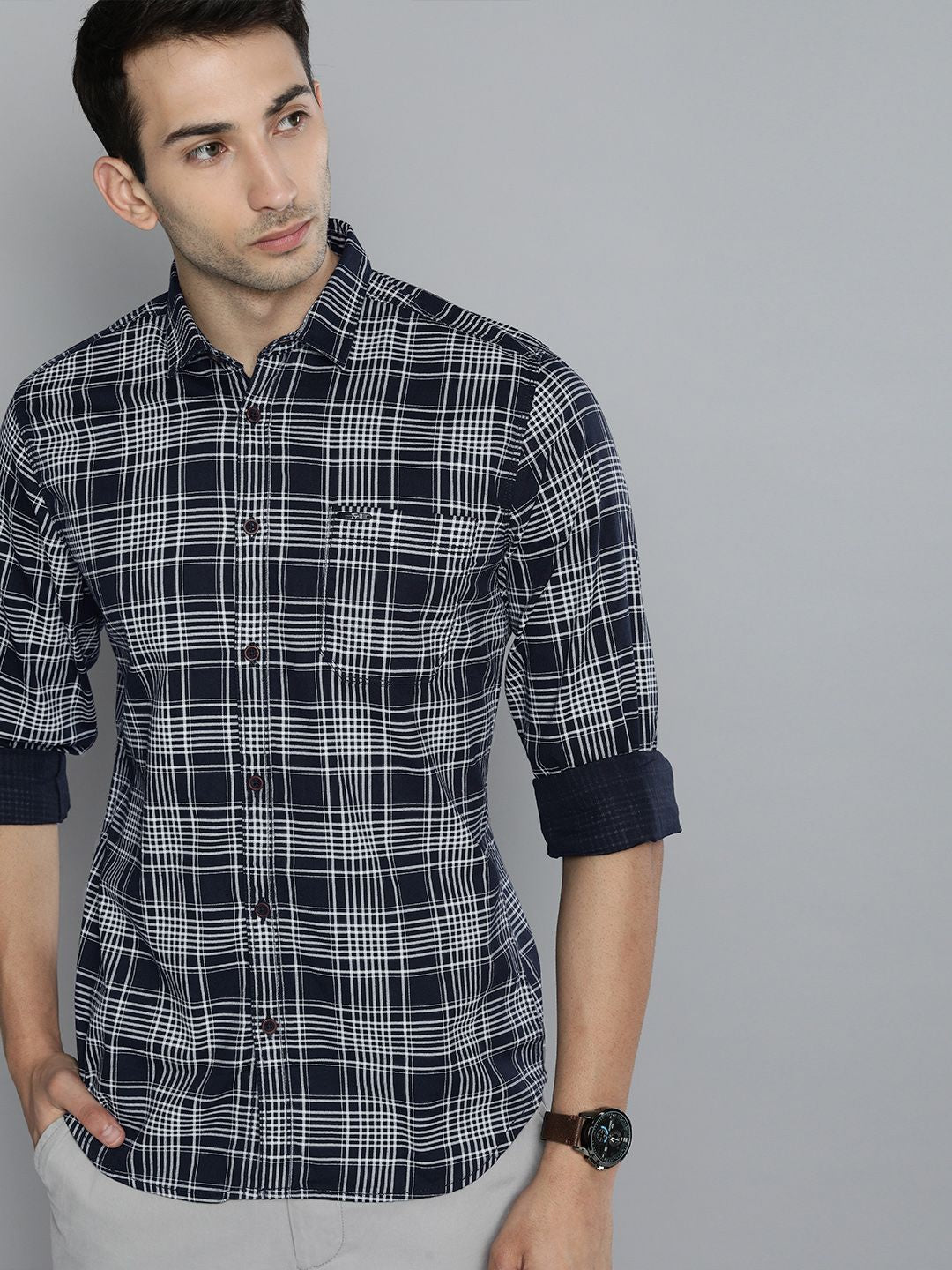 The Indian Garage Co Men Navy Blue Slim Fit Tartan Checks Opaque Checked Casual Shirt