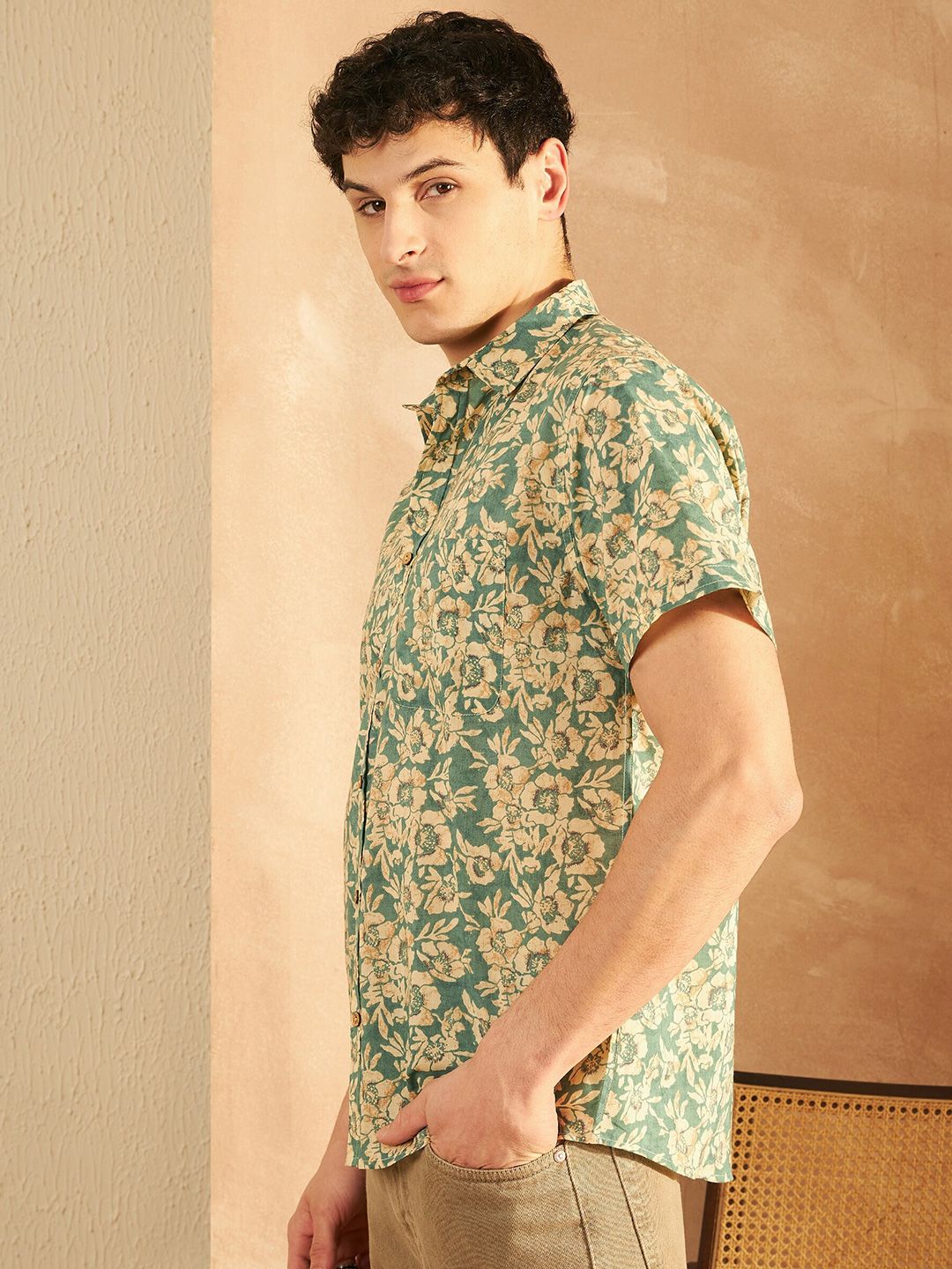 DENNISON Smart Floral Printed Spread Collar Cotton Oversized Lightweight Casual Shirt