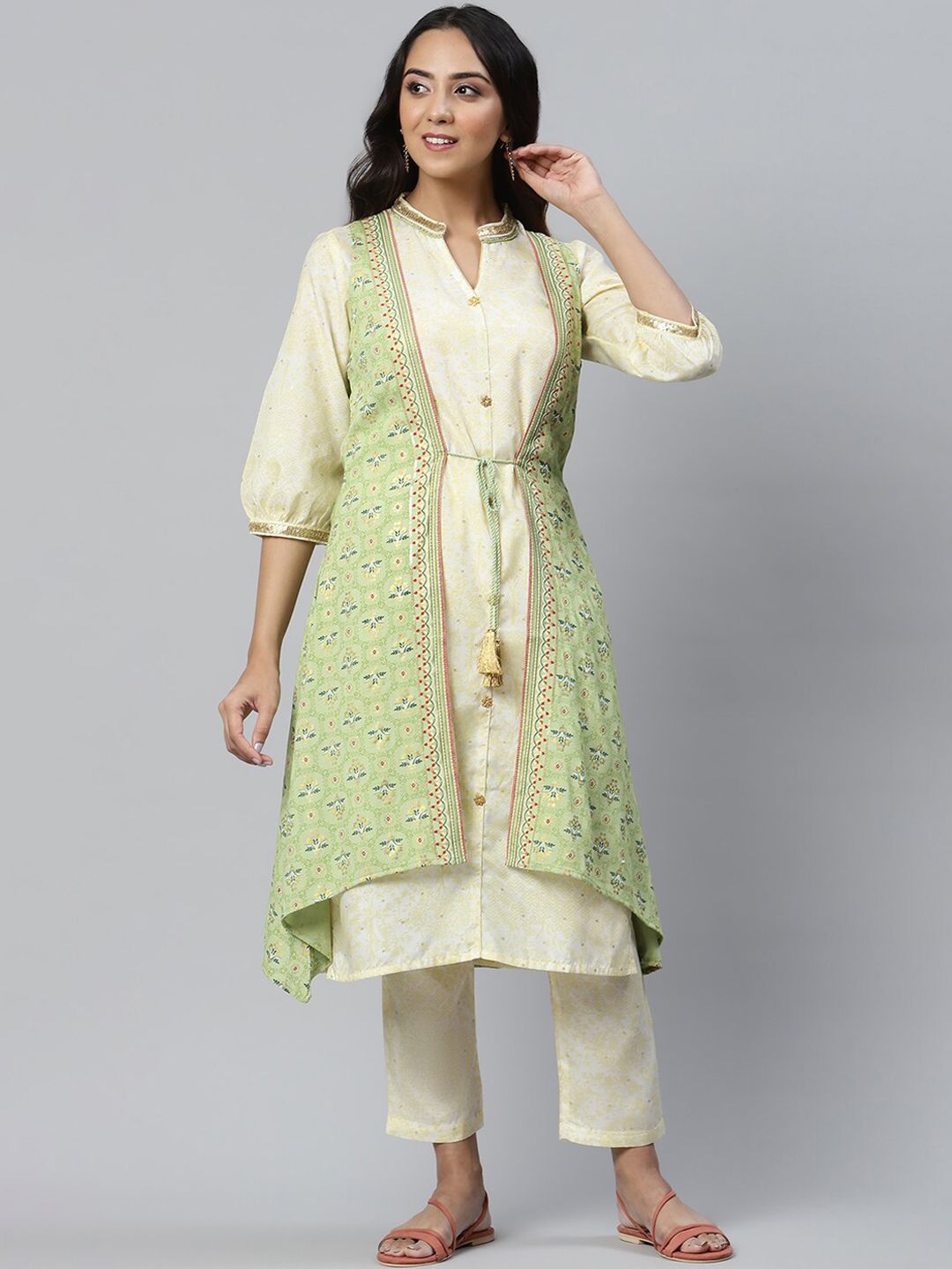 AURELIA Women Green Ethnic Motifs Embroidered Layered Kurta with Trousers