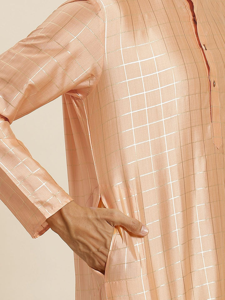 SOJANYA Kurta Berwarna Peach & Golden Checked Lelaki