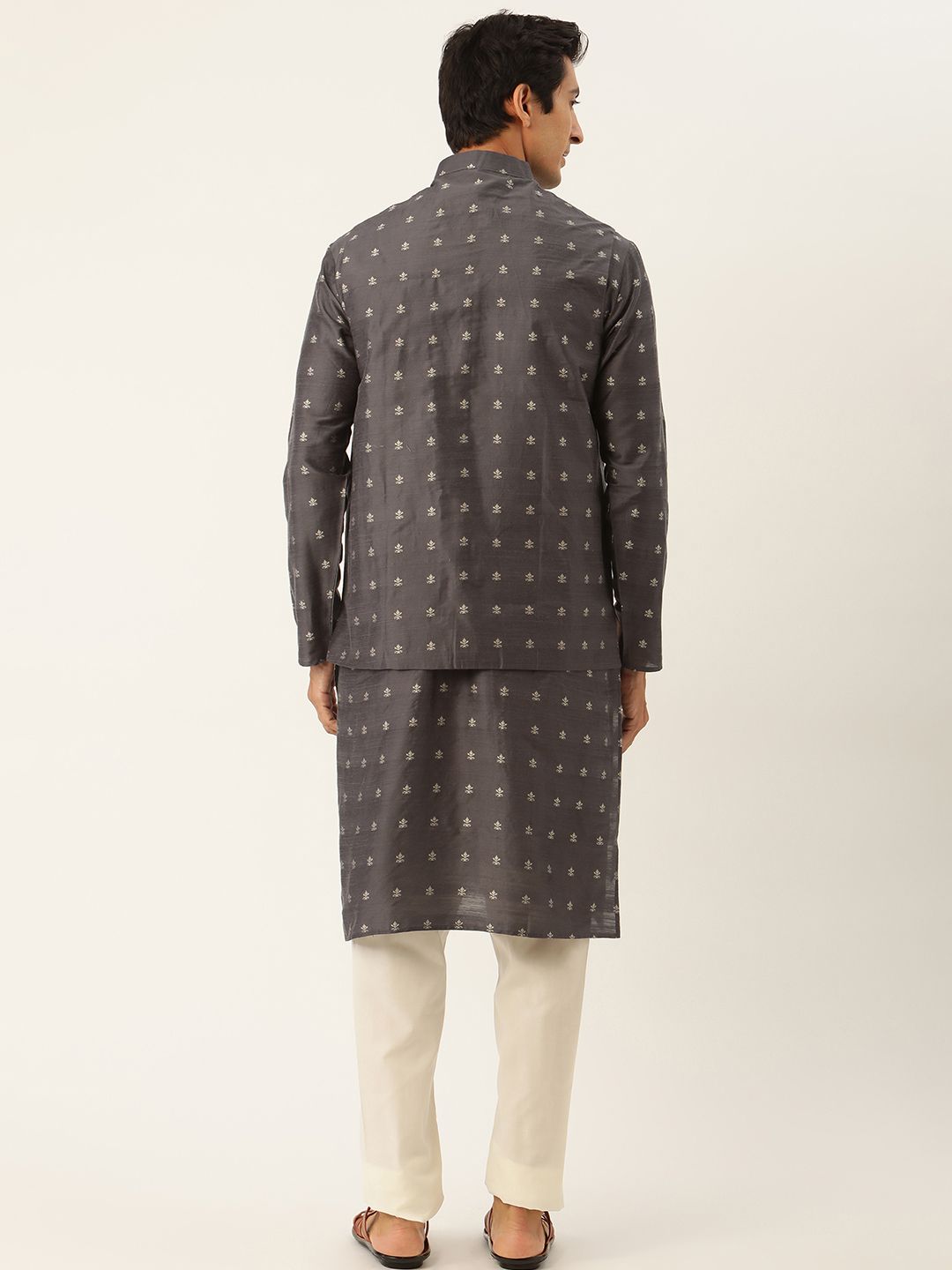 SOJANYA Men Charcoal Ethnic Motifs Kurta Set With Nehru Jacket