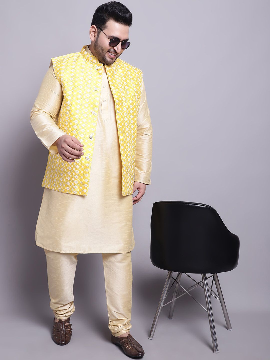 SOJANYA PLUS Regular Silk Cotton Kurta With Pyjamas & Nehru Jacket