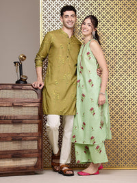 House of Pataudi Floral Printed Regular Jashn Kurta With Trousers