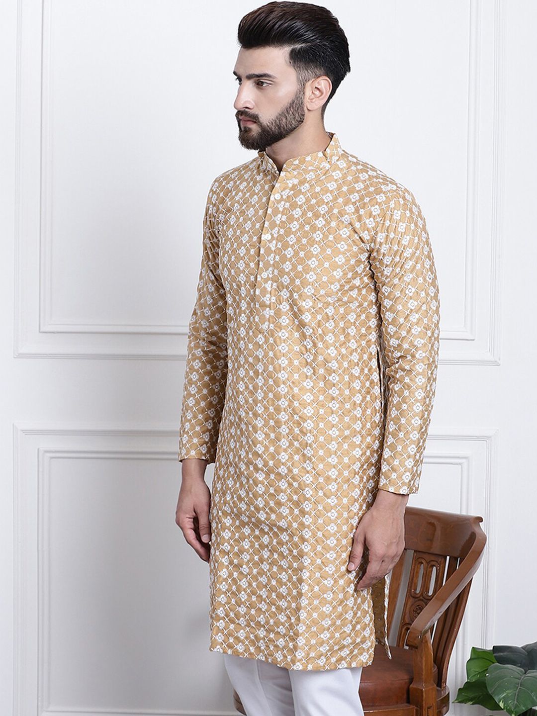 SOJANYA Kurta Kerja Benang Sulam Bunga